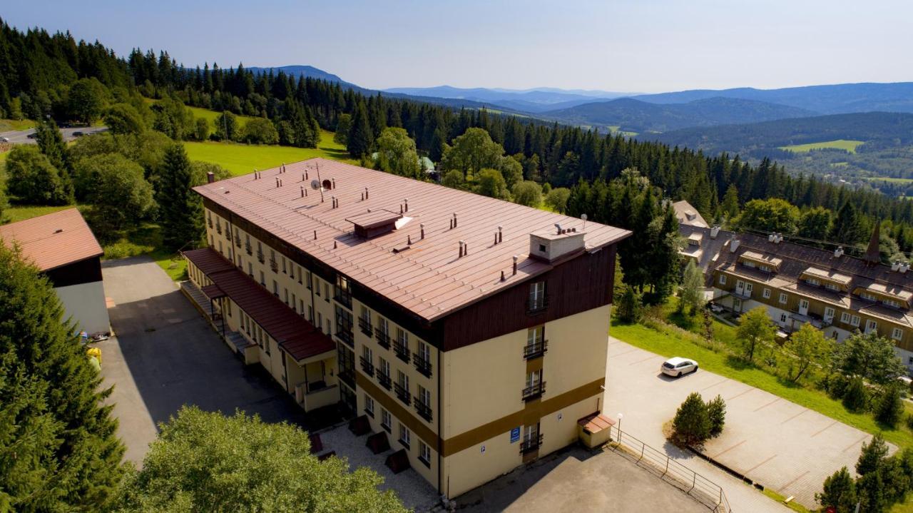 Orea Hotel Spicak Sumava Železná Ruda エクステリア 写真