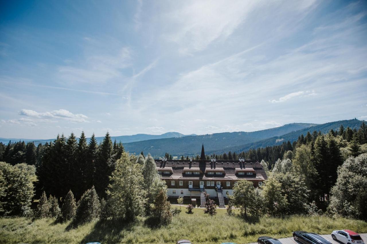 Orea Hotel Spicak Sumava Železná Ruda エクステリア 写真