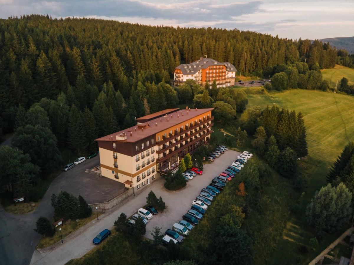 Orea Hotel Spicak Sumava Železná Ruda エクステリア 写真